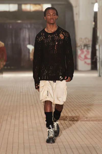 Look 9